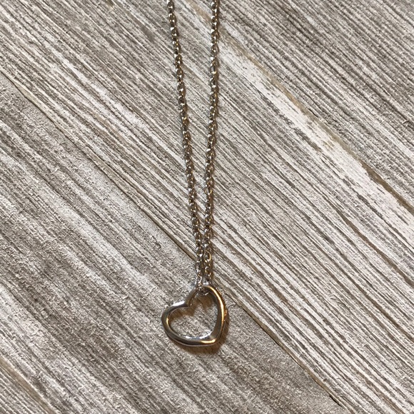 🌸4/$25🌸 New Open Heart Necklace - Picture 3 of 3